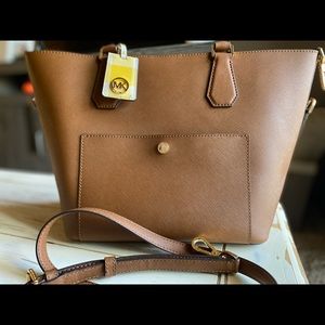 NWOT Michael Kors Leather handbag
